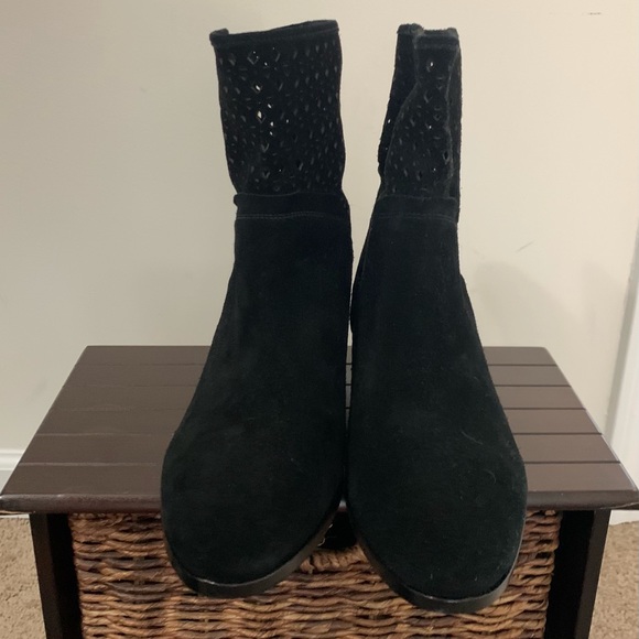 Women’s Michael Kors “Sunny” Suede Booties Size 11M EUC - Picture 4 of 13